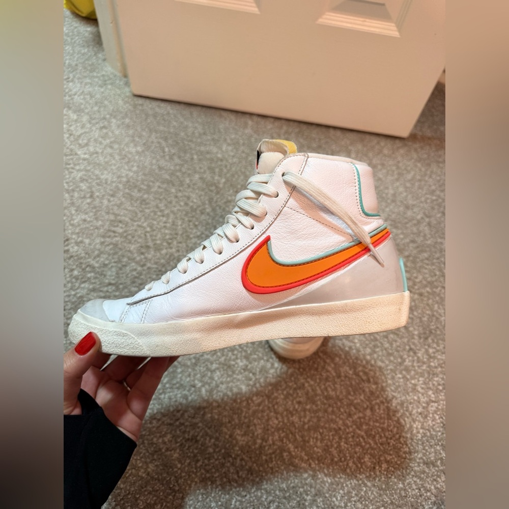 Nike Blazer Mid ’77 Infinite White Orange Teal Sneakers | Women’s 9.5